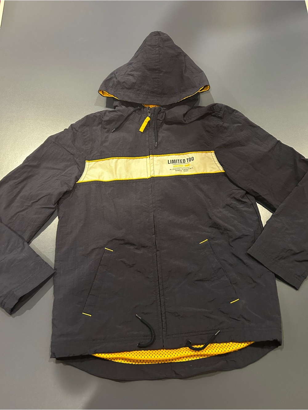 Vintage Boy Youth Limited Too Black Hooded Jacket with Yellow Accents size M 12